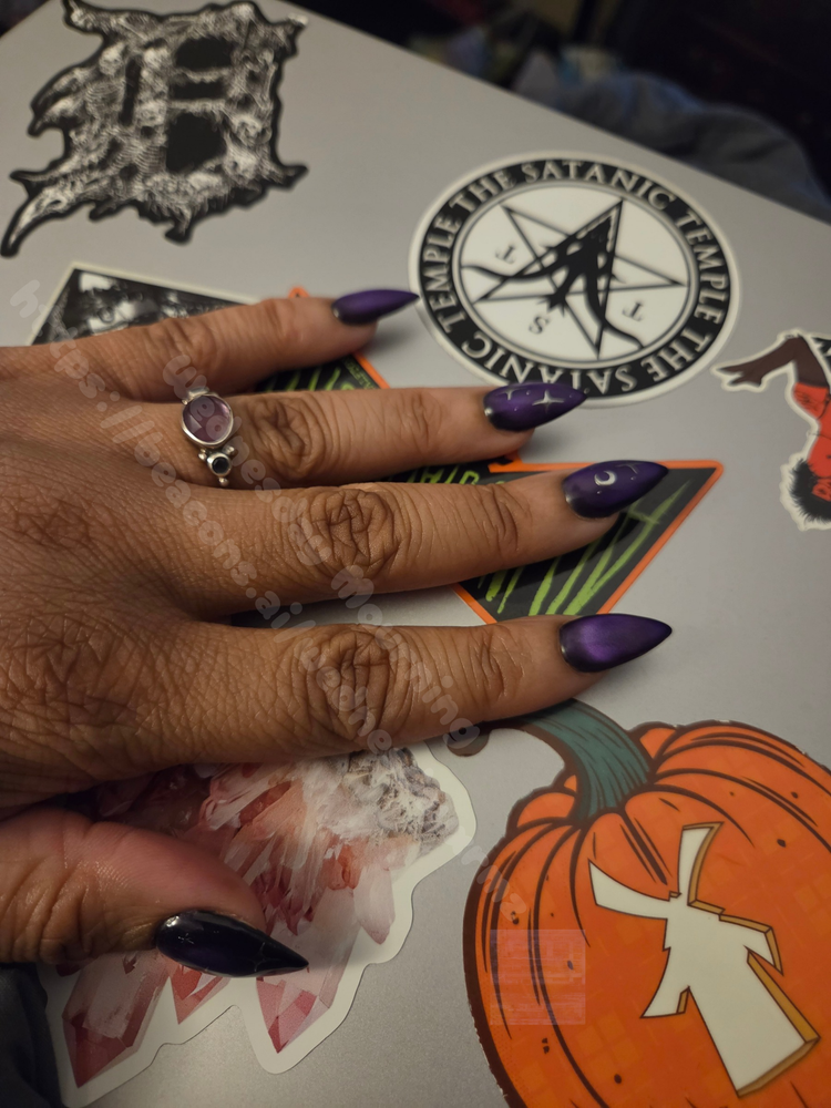 Wednesday Mourning https___beacons.ai_wednesdayxrmz_20260329_210631_0000.png